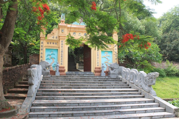 Visiting Tieu pagoda in Bac Ninh - ảnh 1